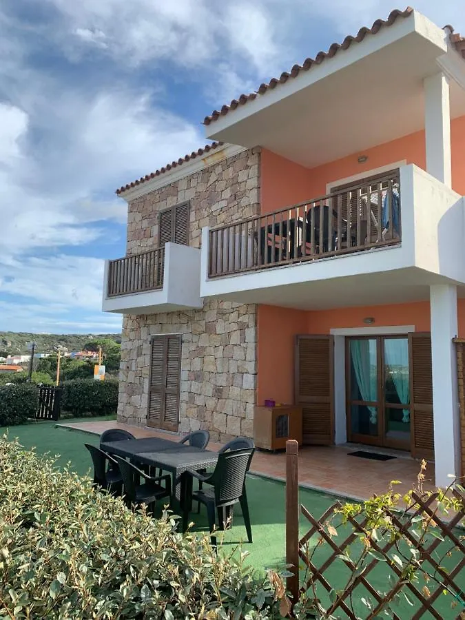 Апарт-отель Апарт отель Residenza Lucia Санта-Тереза-Галлура