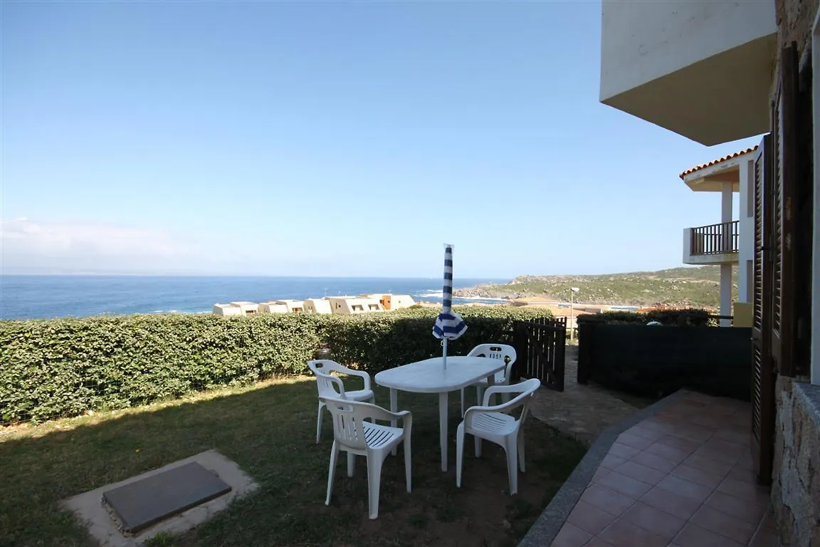 Апарт-отель Апарт отель Residenza Lucia Санта-Тереза-Галлура